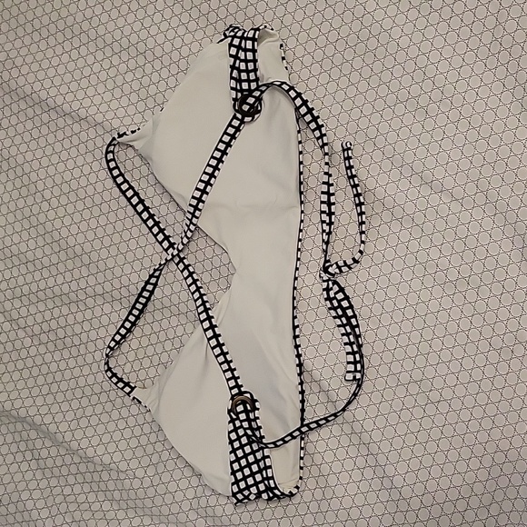 Roxy bikini - Picture 3 of 7